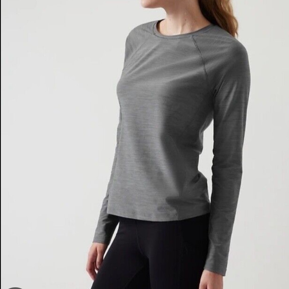 Athleta Ultimate Texture Grey Long Sleeve Training Top